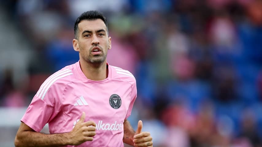 Sergio Busquets (37) puts a point after career after this MLS season