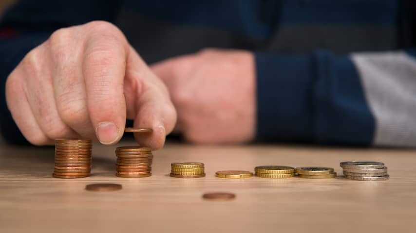 Municipalities can give people in poverty money now that gift card has disappeared