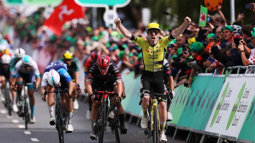 Kooij turns roles and provides lead-out for winning Visma talent Brennan