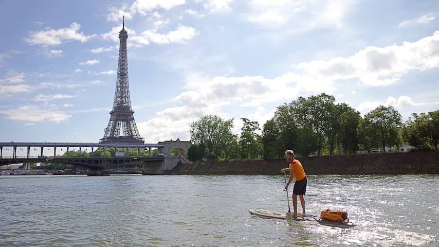 Activist biologist goes from Oslo to Rome Suppen against plastic waste