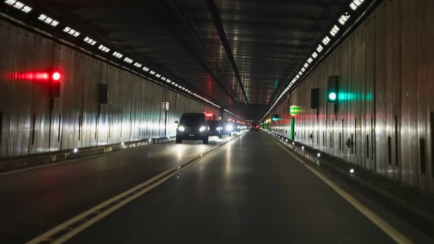 Motorcyclist Under the influence of towering fine for overtaking in Gotthard tunnel