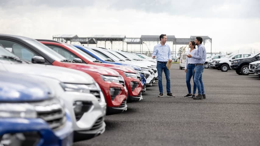 Car sales in the EU in the elevator after months of struggling, Tesla sells considerably less