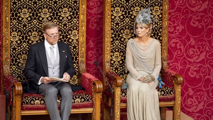 King in Throne Speech: 'Do not accept that women do not feel safe'