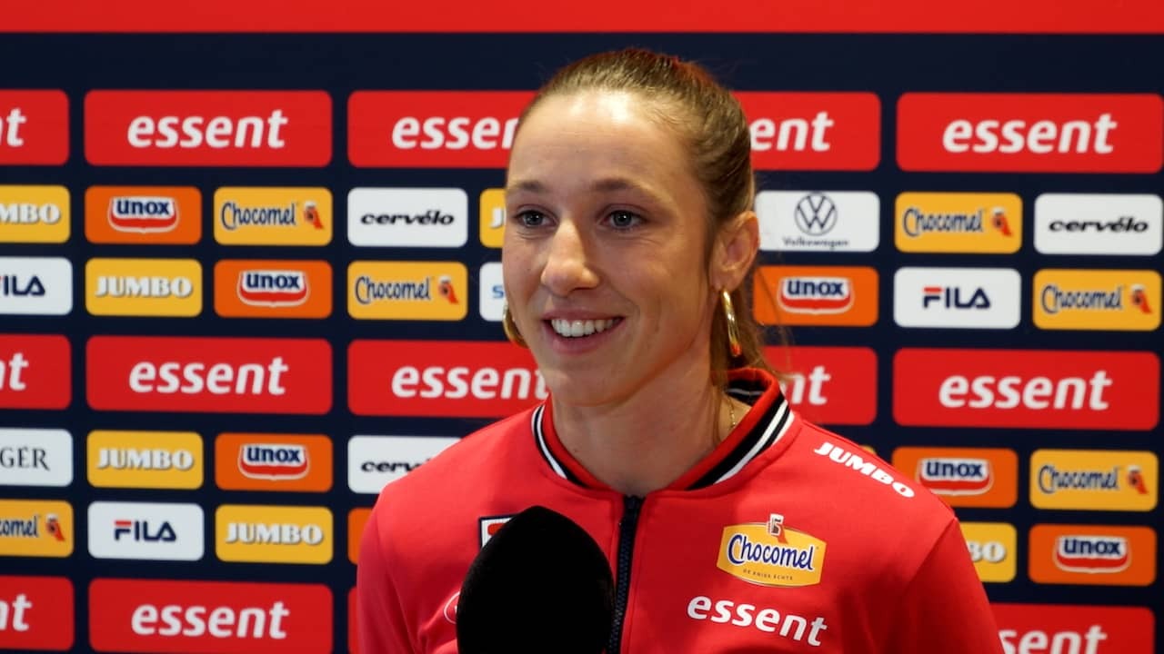 Image from video: Schulting Fit for Olympic season: 'That has been different sometimes'