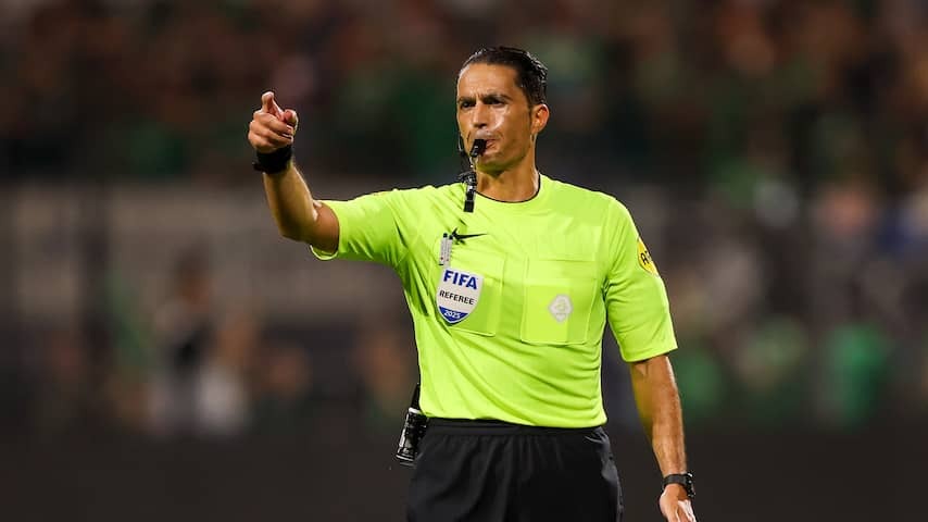 Referee Gözübüyük leads topper between PSV and Ajax for fourth time in a row