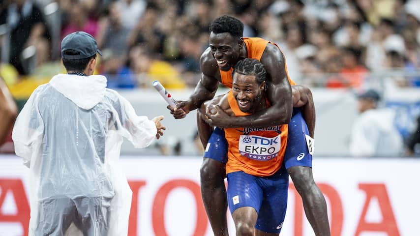 World Cup medals for relay teams in soaking wet Tokyo: 'As if we were walking in Lisse'