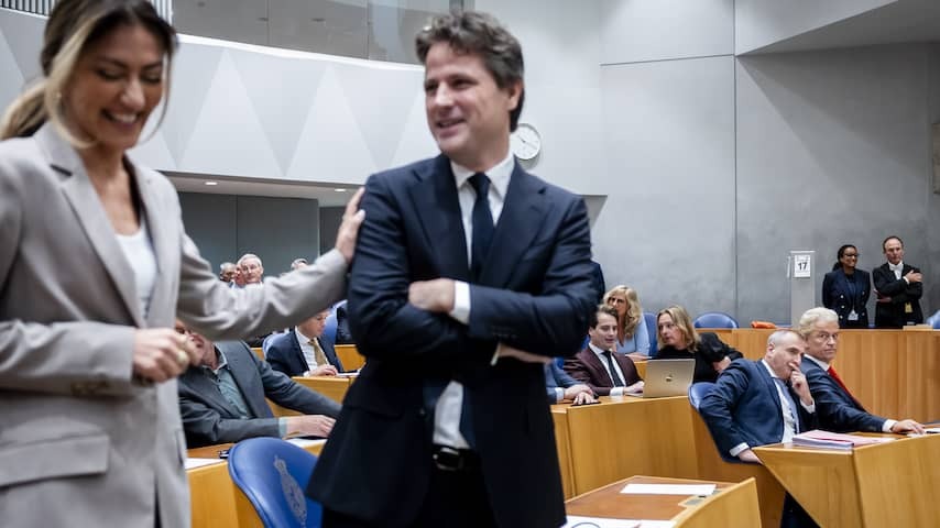 The most important debate of the year is mainly based on flirting and scanning