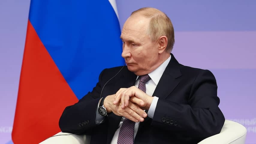 Putin finds Western troops 'legitimate target' when they enter Ukraine