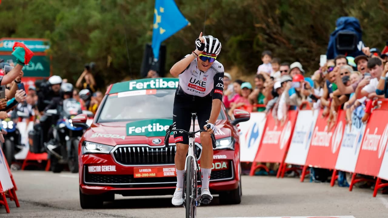 Image from Video: Soler Wins Vuelta Stage After Long Solo in Mountain Stage