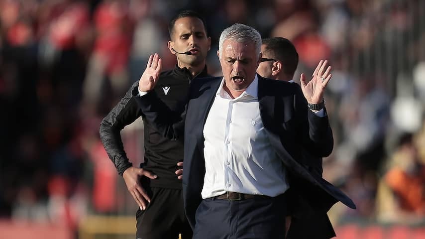 Mourinho sees Pavlidis scoring at successful return as a coach of Benfica