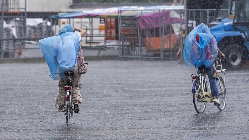 No problems yet due to heavy rainfall in Limburg, Lage Beekstand helps