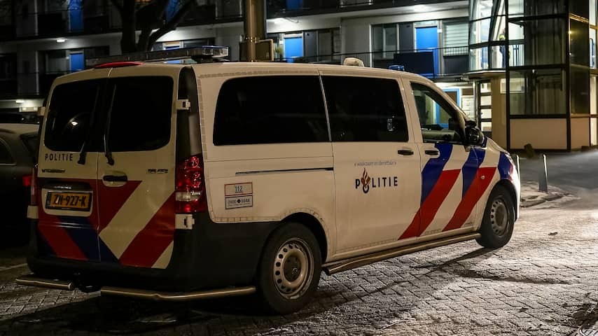 Man (32) died and woman (33) seriously injured after shooting in flat Sneek