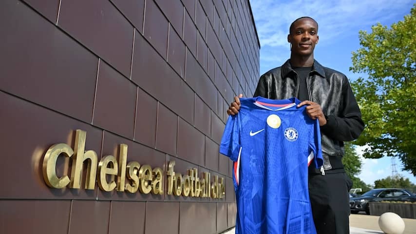 Dutch striker Emegha (22) will make top transfer to Chelsea in a year