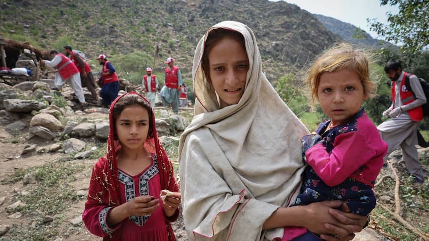 Care providers in Afghanistan: 'Mother had to leave five children behind'