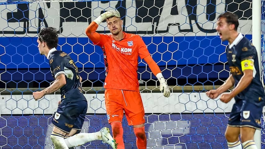 Goalkeeper Andries Noppert loses the basic spot at Heerenveen after four duels