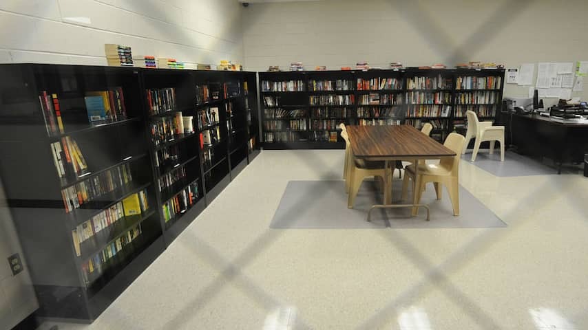 Reading books can cause Uzbeek prisoners