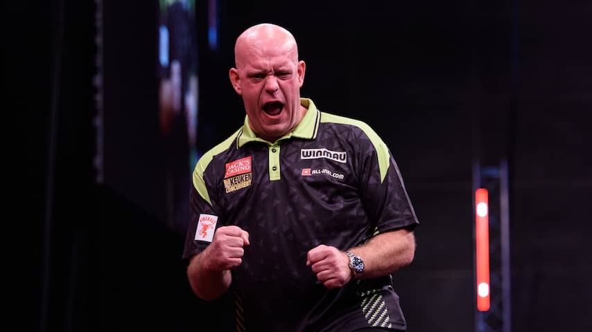 Van Gerwen takes the first big title in two years after victory over world champion Littler