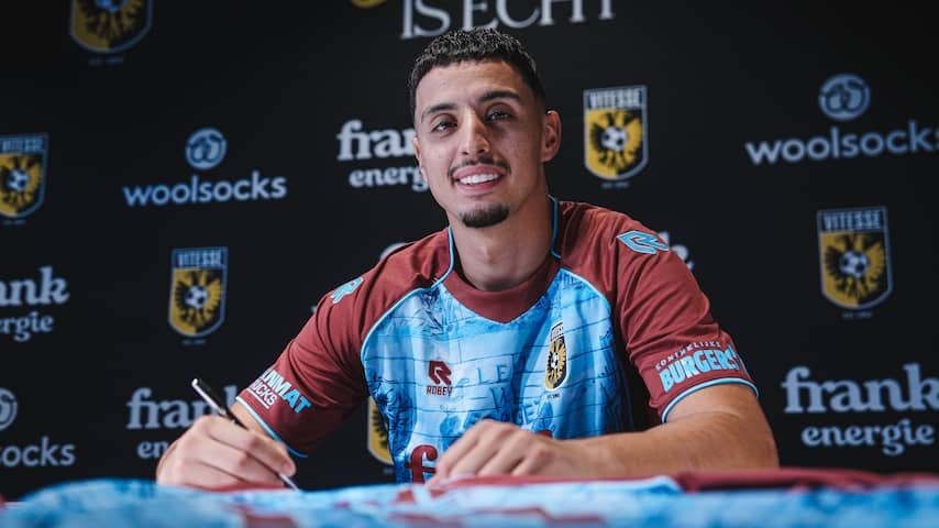 Vitesse strictly former Feyenoorder Bannis just before the first home game since return