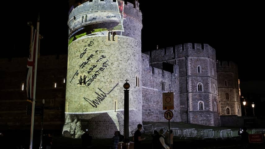 Four arrests after projection by Epstein on British Castle where Trump spends the night