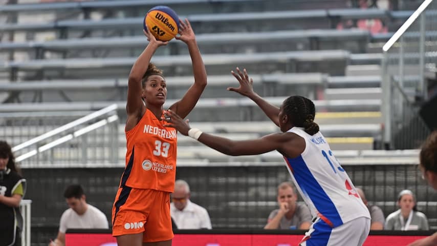 Dutch 3x3 basketball players to semi-finals EK, men eliminated
