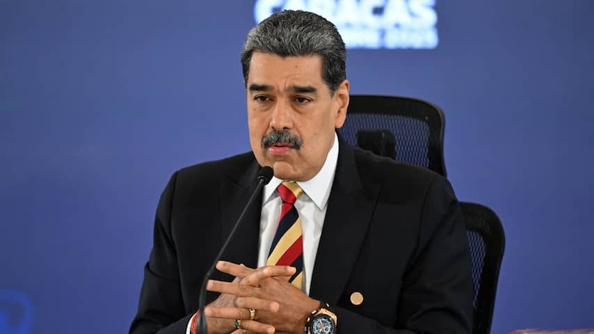 Venezuela sets army to border while tensions with US rise further
