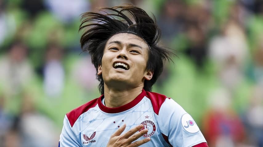 Feyenoord books narrow victory in Groningen thanks to top scorer Ueda
