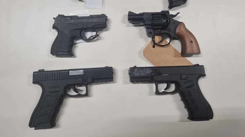 Converted firearms are popular among young people: 'Working like real weapons'