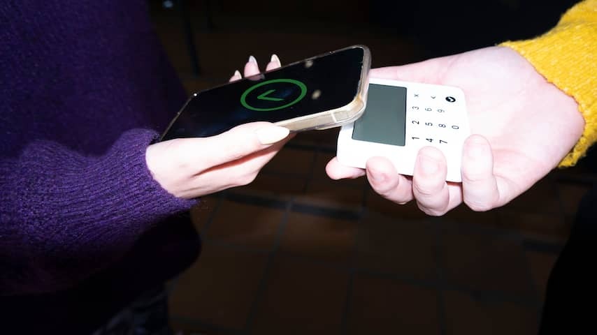 Rotterdammers arrested who, as fake collectors, in hundreds of thousands of euros
