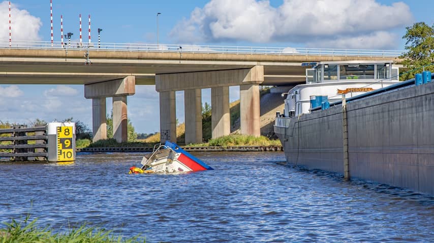 Female taken from water after collision ship and motorboat in Friesland