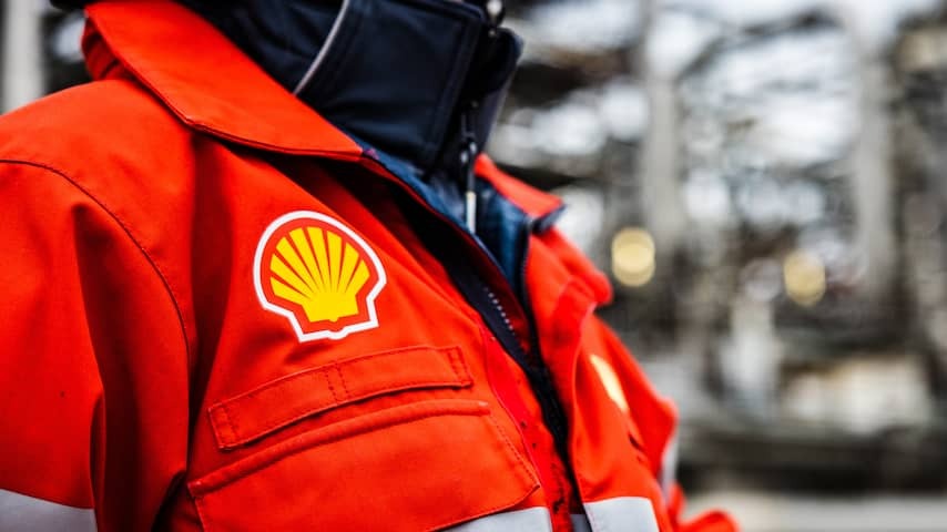Shell Staff