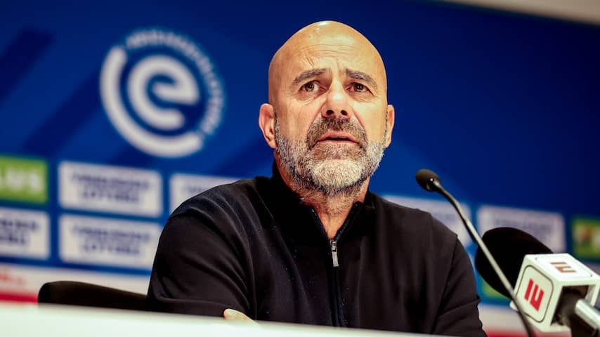 Bosz is not thinking of replacement for Van Bommel at PSV: 'Have good selection'