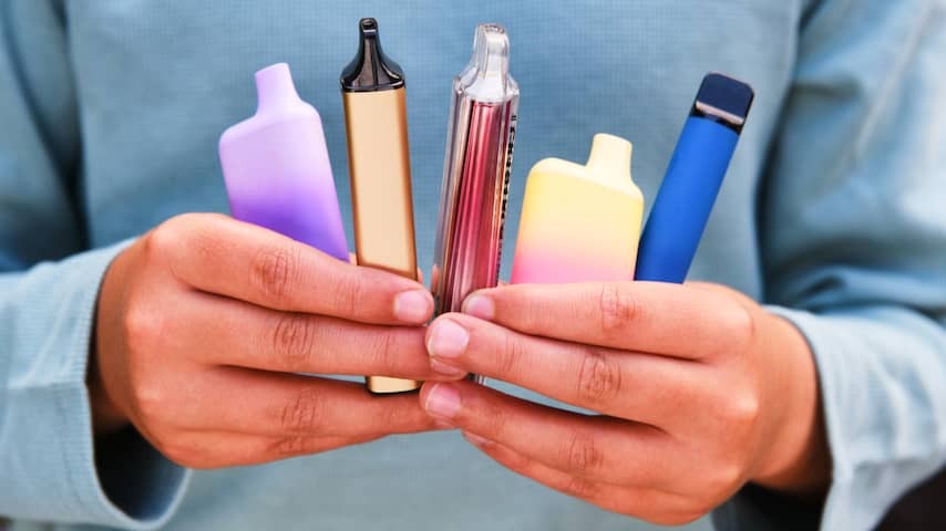 ACM Start Research into Snapchat because of Sales Vapes to minors