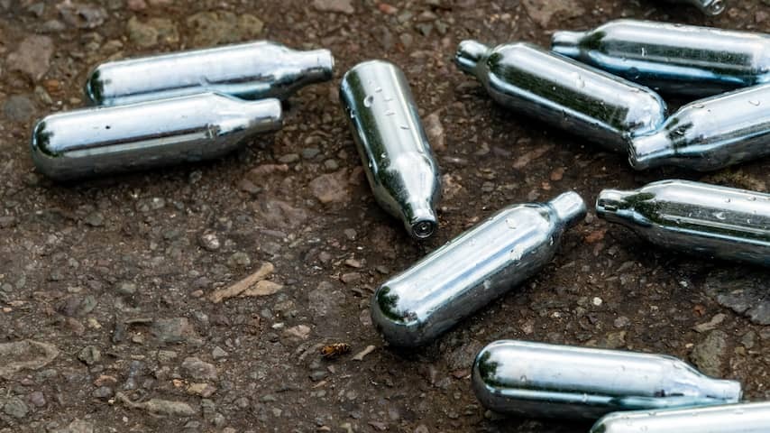 Five arrests in major research into laughing gas trade in Eindhoven