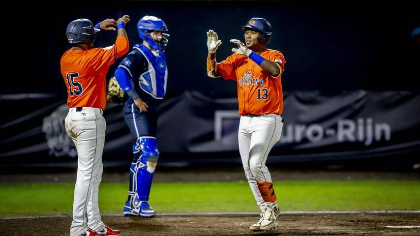 Baseball players beat Israel at EC after pro-Palestinian protest at the Stadium entrance