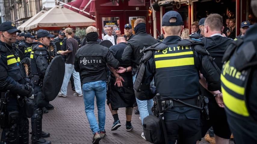 Riots The Hague forced the police to act harder than with other demonstrations