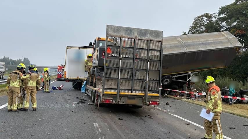 Dead and wounded by accident with four trucks on A73, highway closed