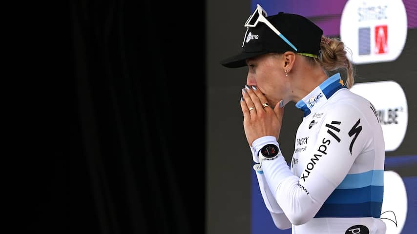 Wiebes wins fan spectacle in Simac Ladies Tour, also new stage victory for Kooij