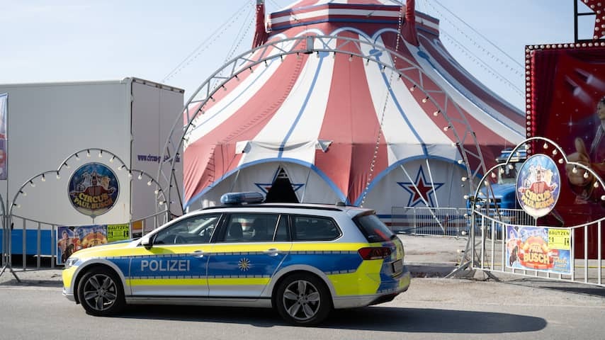 Acrobate dies in mind spectators during ACT in German Circus