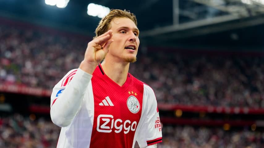 Tobbend Ajax does pay with PEC Zwolle after an exciting final phase