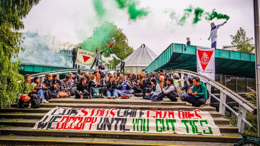 Pro-Palestinian demonstration in Radboud building yields a life-threatening situation