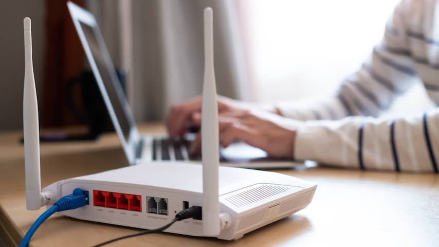 For the first time, use more households via fiber optics than via TV cable