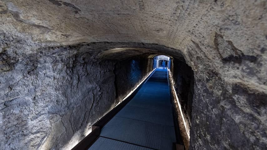 Secret tunnel under Colosseum van Keizer from film Gladiator Open to the public