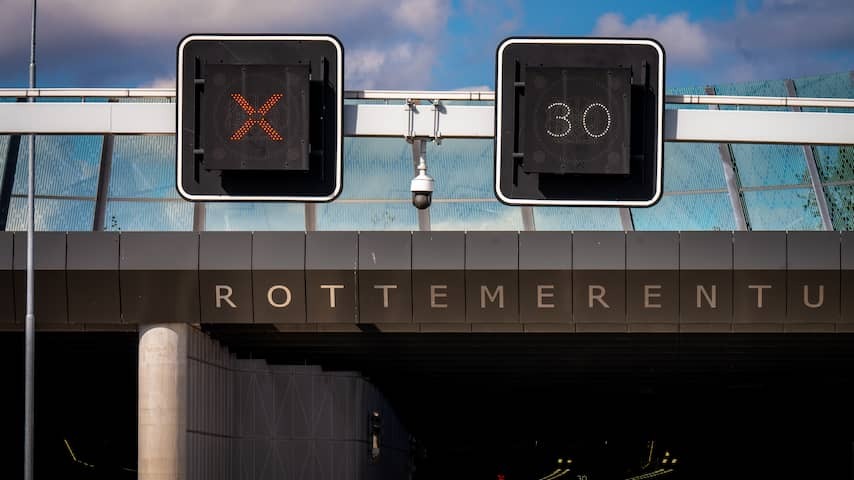 After 6 years of work, the A16 at Rotterdam towards the South is open again