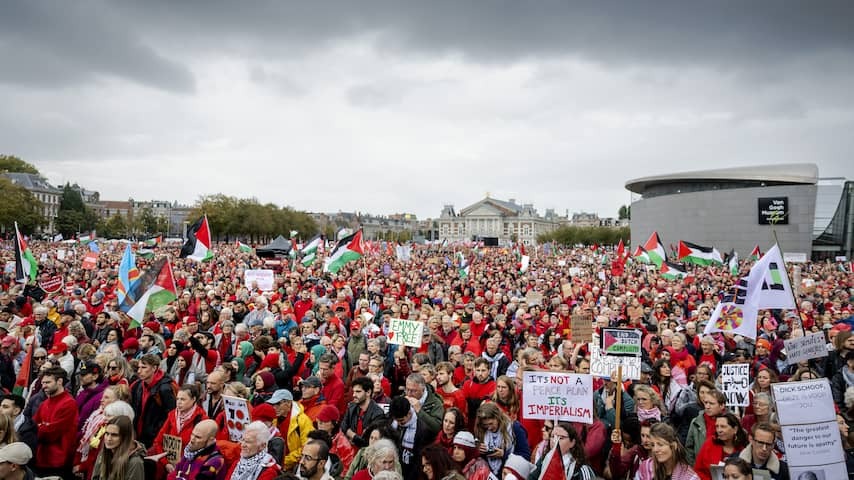 Organization reports 250,000 participants in Rode Line Protest in Amsterdam