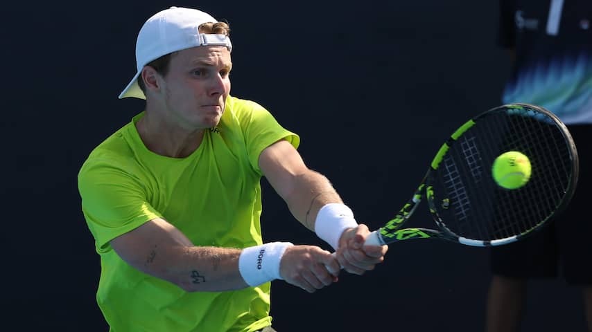 De Jong must acknowledge several in Canadian Auger-Aliassime in Shanghai